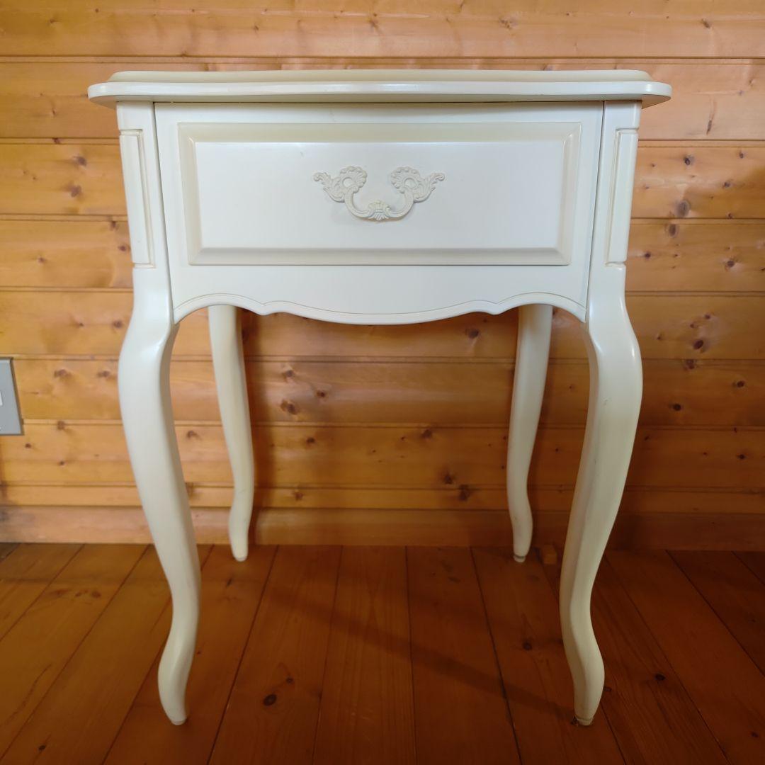 【LAURA ASHLEY】プロバンセル ベッドサイドテーブル ①