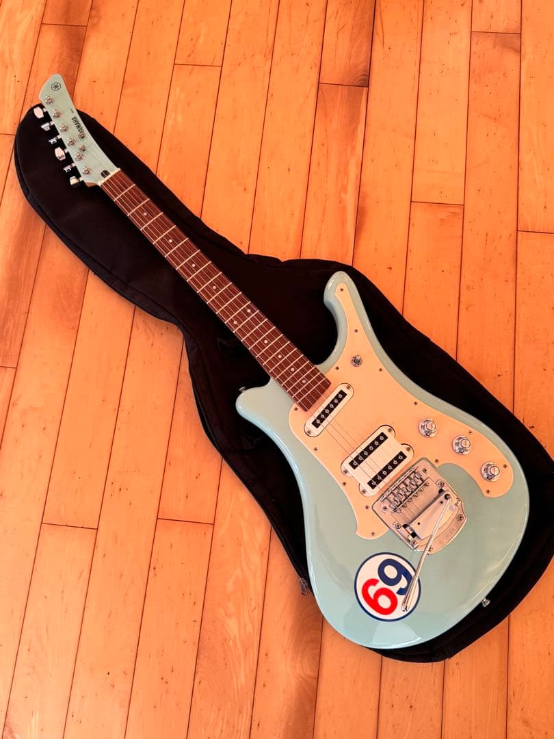 新春値下げYAMAHA SGV300 ミントブルー エレキギター