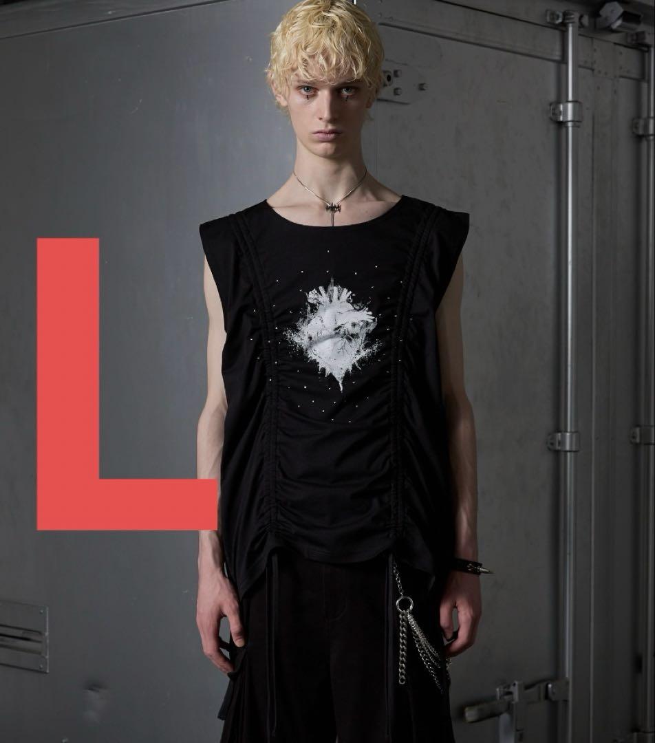 【Grancy】 シャーリングデザインラインストーングラフィックノースリーブT