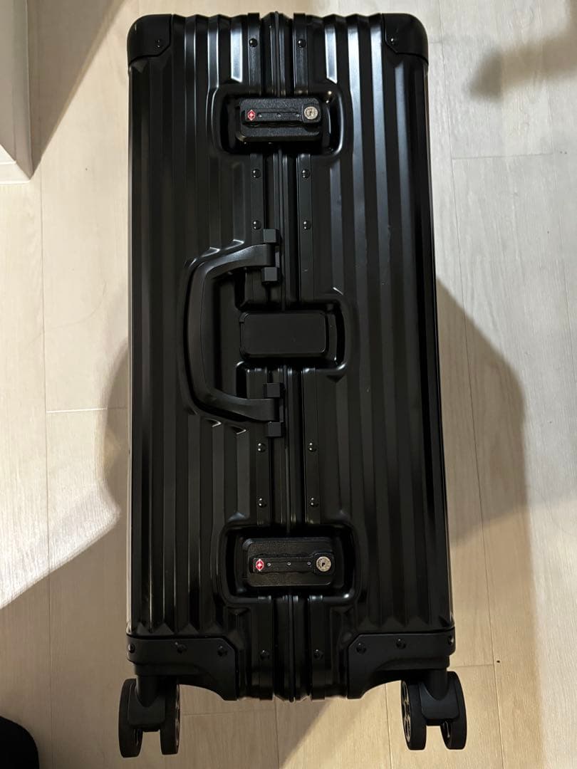 【じぇい】メルセデスベンツ　AMG キャリーケース