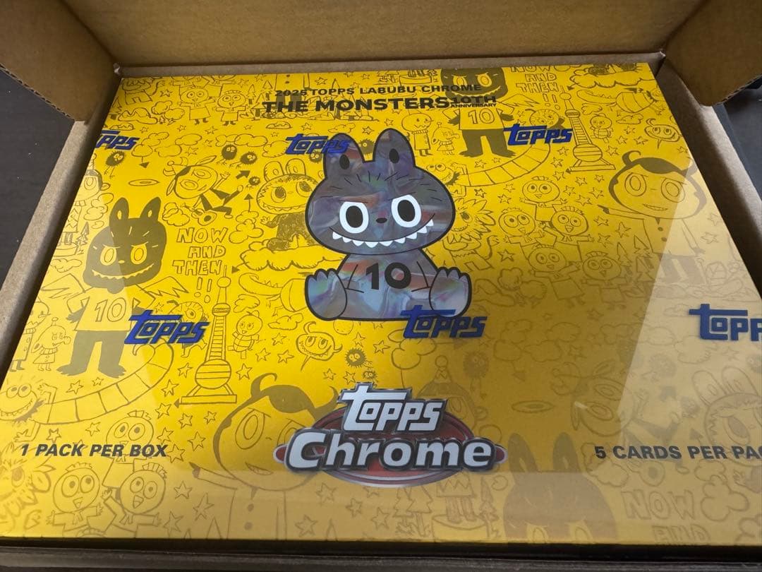 2025 Topps Chrome Labubu 2BOX 新品・未開封