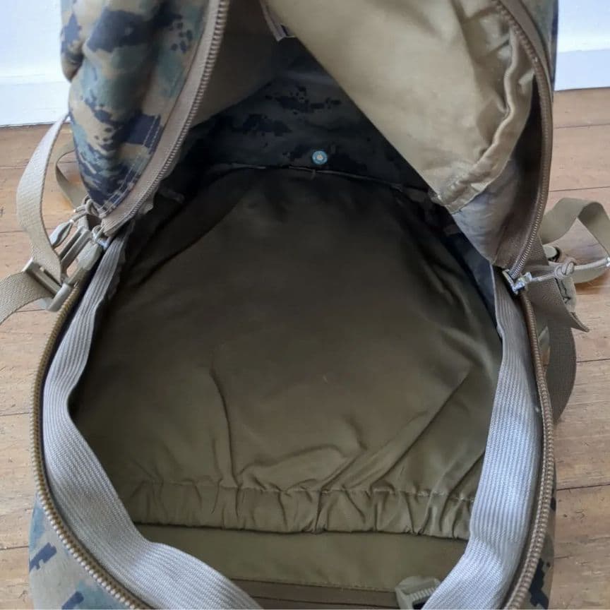 米軍実物　USMC 海兵隊　ARCTERYX アークテリクス　アサルトパック　①