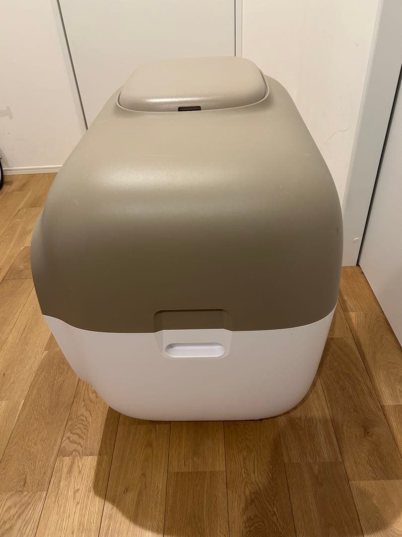 pet y 全自動猫トイレ　ベージュ/ホワイト