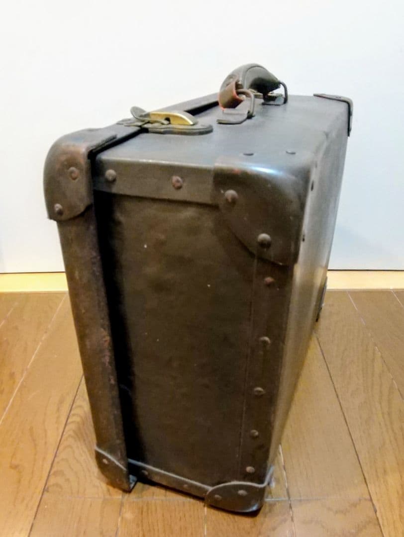 旧日本軍・海軍・陸軍・航空隊・電熱航空被服ケース