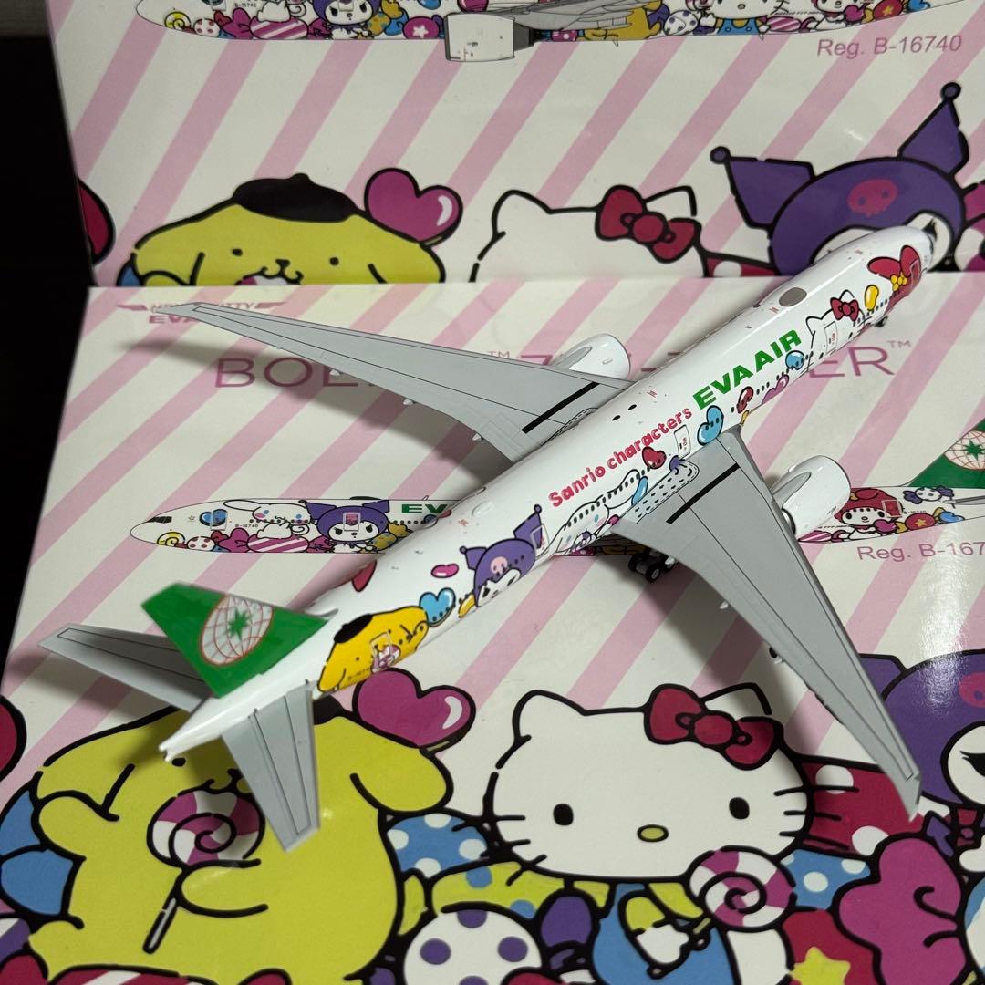 仲*介様 NG EVA AIR エバー航空 B777-300ER ハローキティ