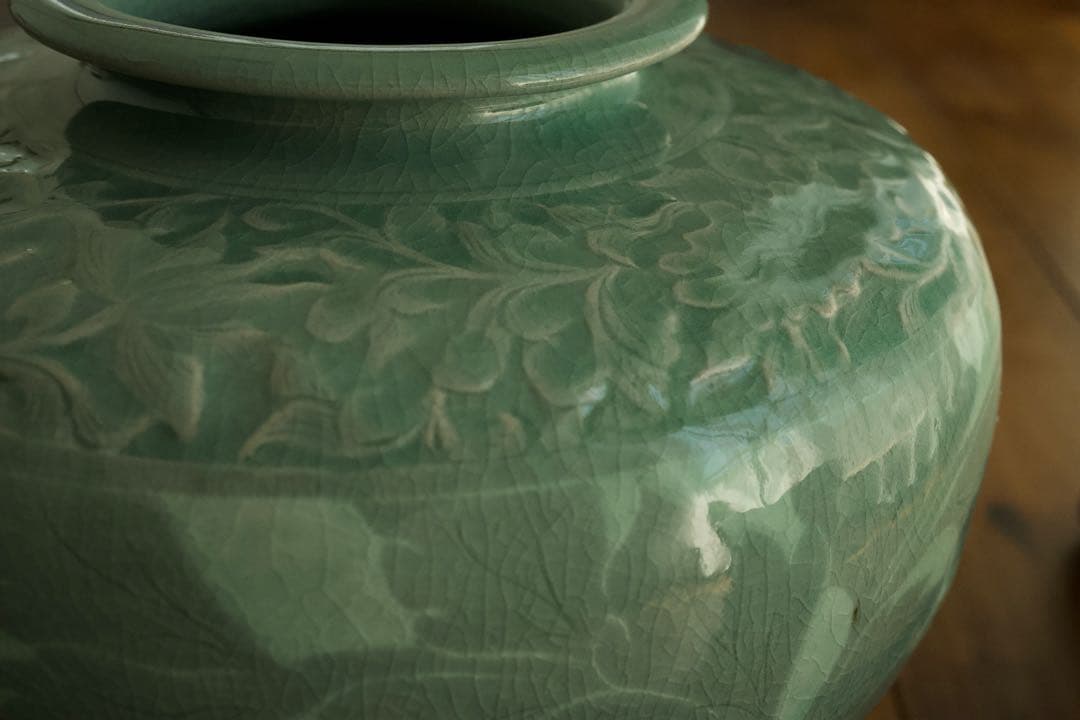 【美品】高麗青磁 唐草紋様 大壺33cm