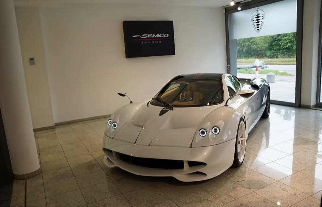 新発売 BBR 1/18 パガーニ ウアイラ Codalunga ミニカー