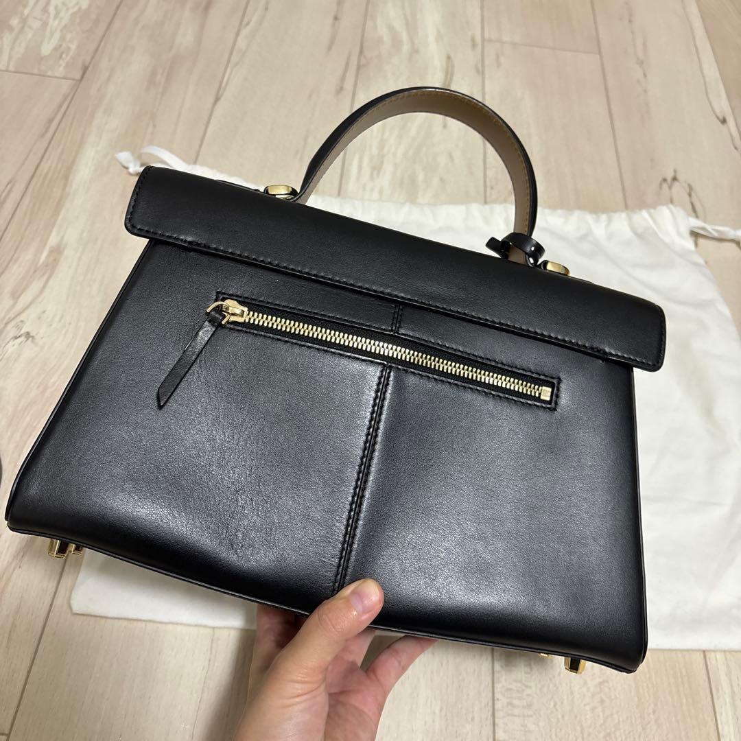 短時間使用　Cafune レザーショルダーバッグ ブラック