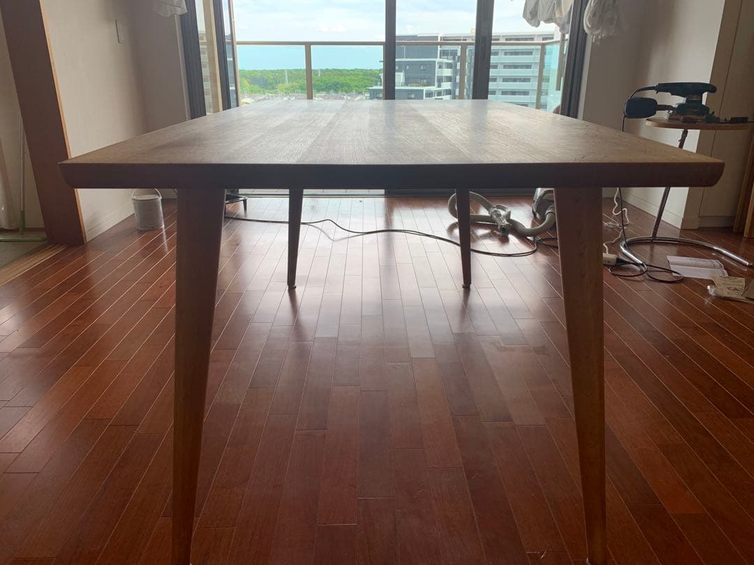 飛騨高山　柏木工　ナラ無垢材オイル仕上げダイニングテーブル