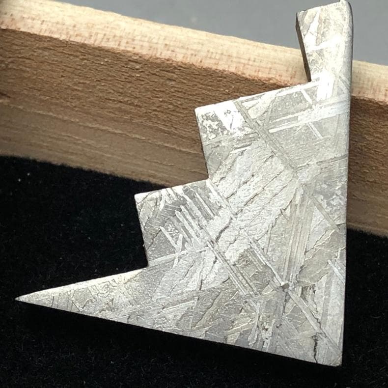 パラサイト隕石 メテオライト 隕石　石鉄隕石　２点　重さ28ｇ　共箱