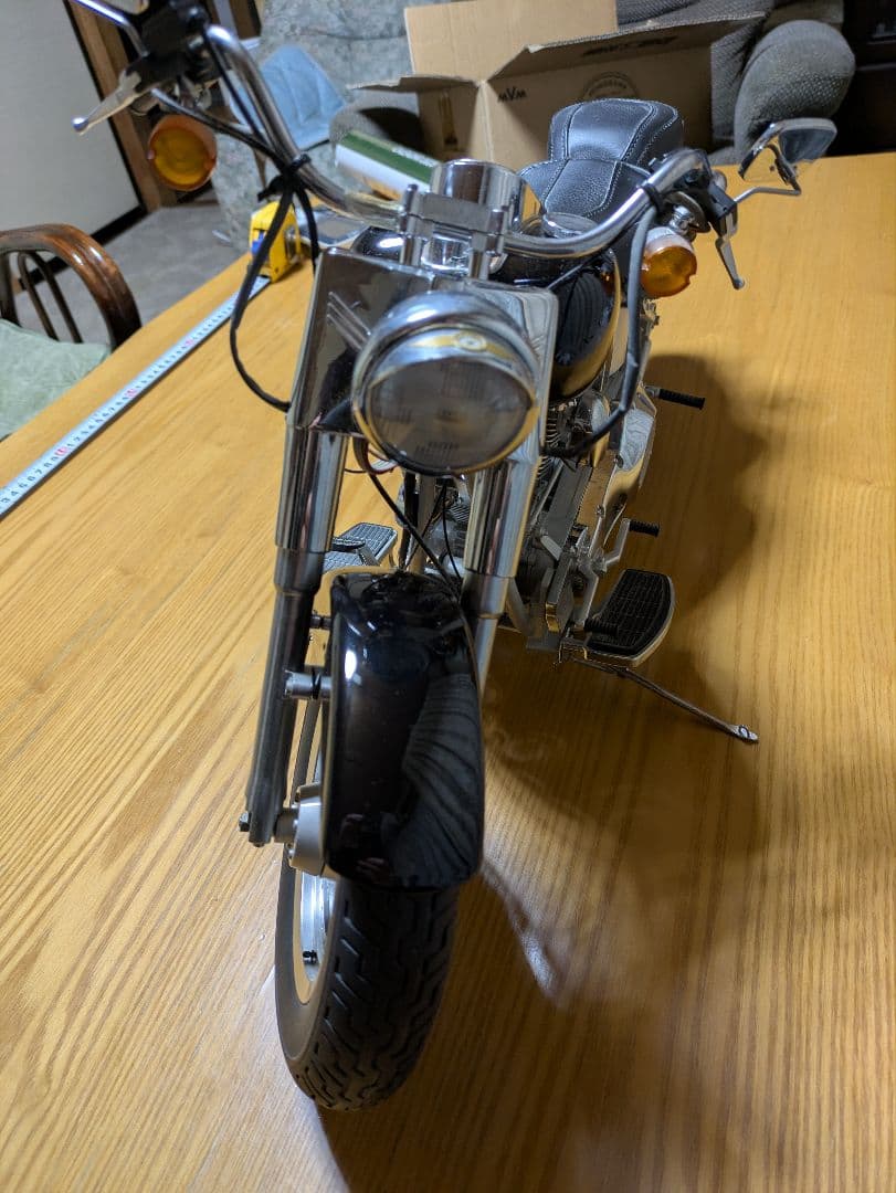 デカい! ハーレー FatBoy 1/4 デアゴスティーニ完成品 直せる方!