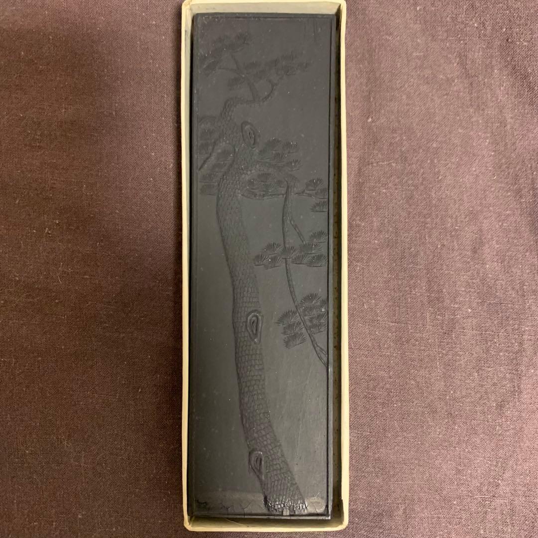 美品　唐墨 南海輕膠松煙墨　軽膠松煙　上海墨厂出品　143g 中国墨　古墨