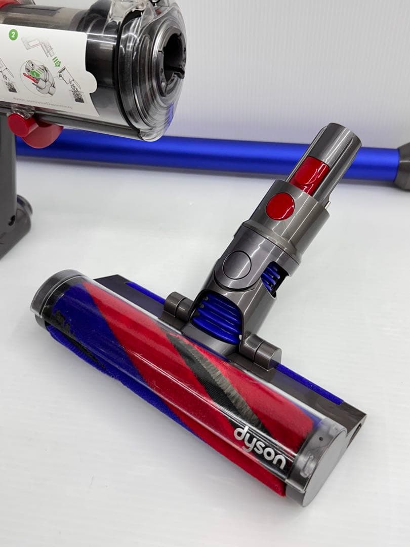 良品　美品　ダイソン掃除機　SV21 本体　ヘッド　パイプ　純正バッテリー付き