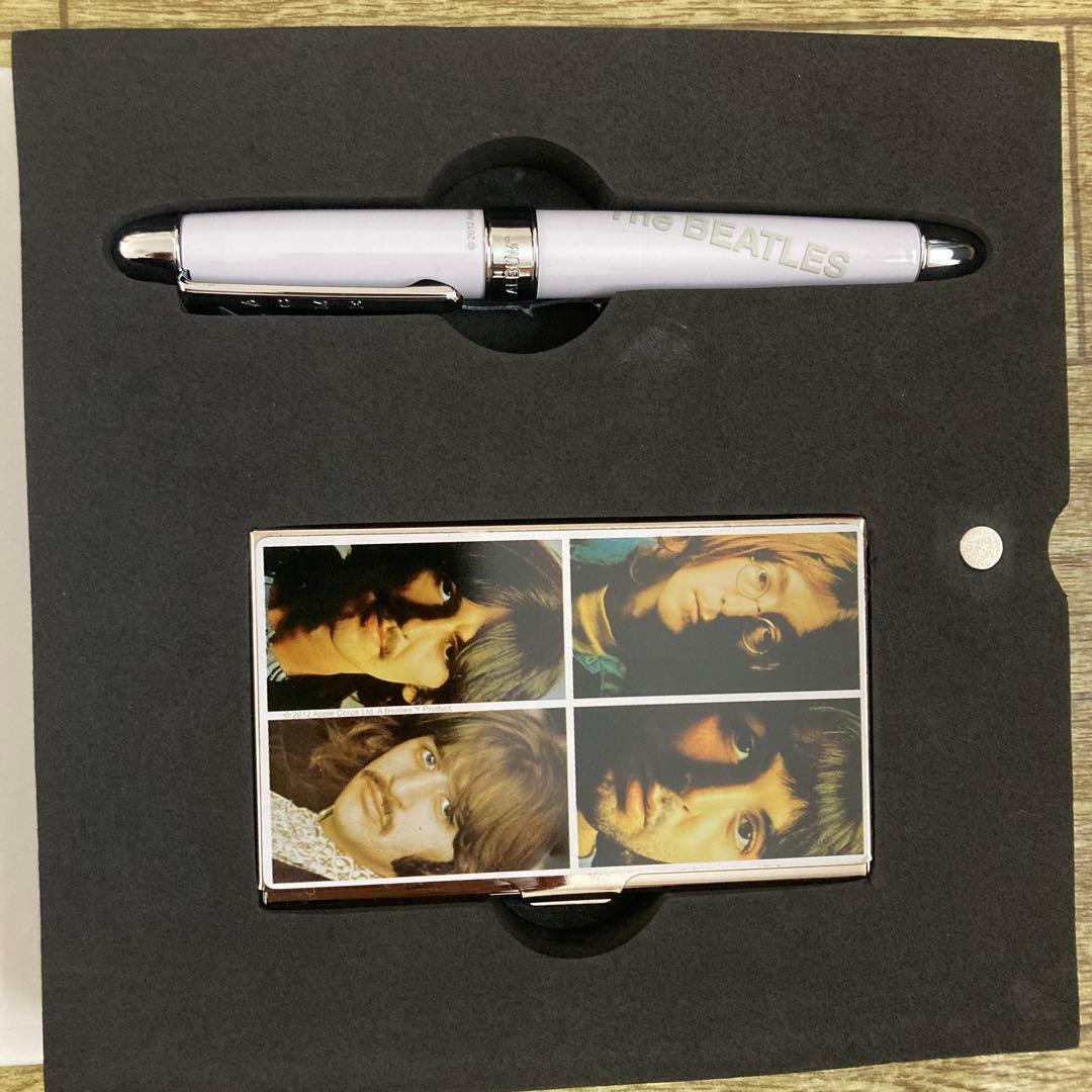 THE BEATLES 限定版ボールペン＆カードケースセット