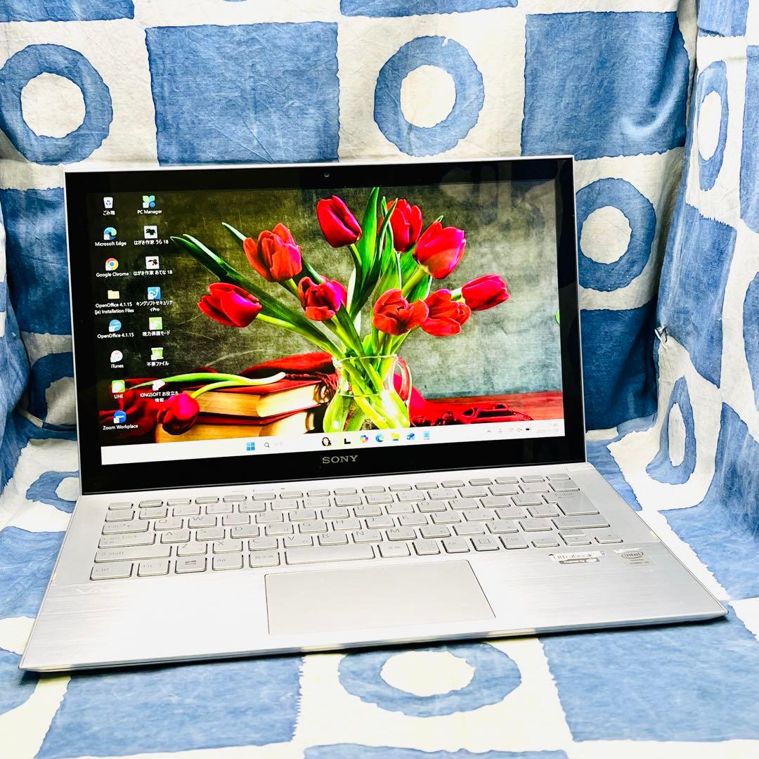 タッチパネル☆人気VAIO♡快適SSD☆i5☆お洒落シルバー♪カメラ！Win11