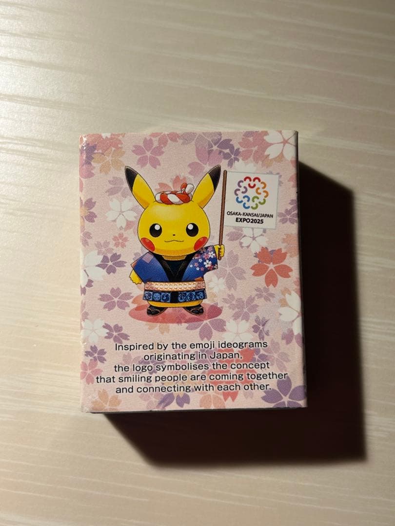 大阪万博　ピカチュウ　ピンバッジ　非売品