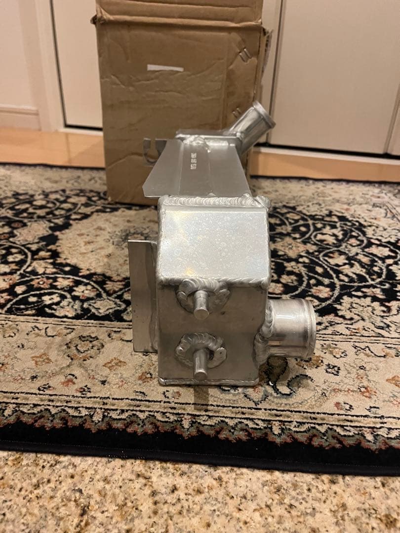 ジムニー　jb64 大容量 オールアルミインタークーラー R06A LSEXーF