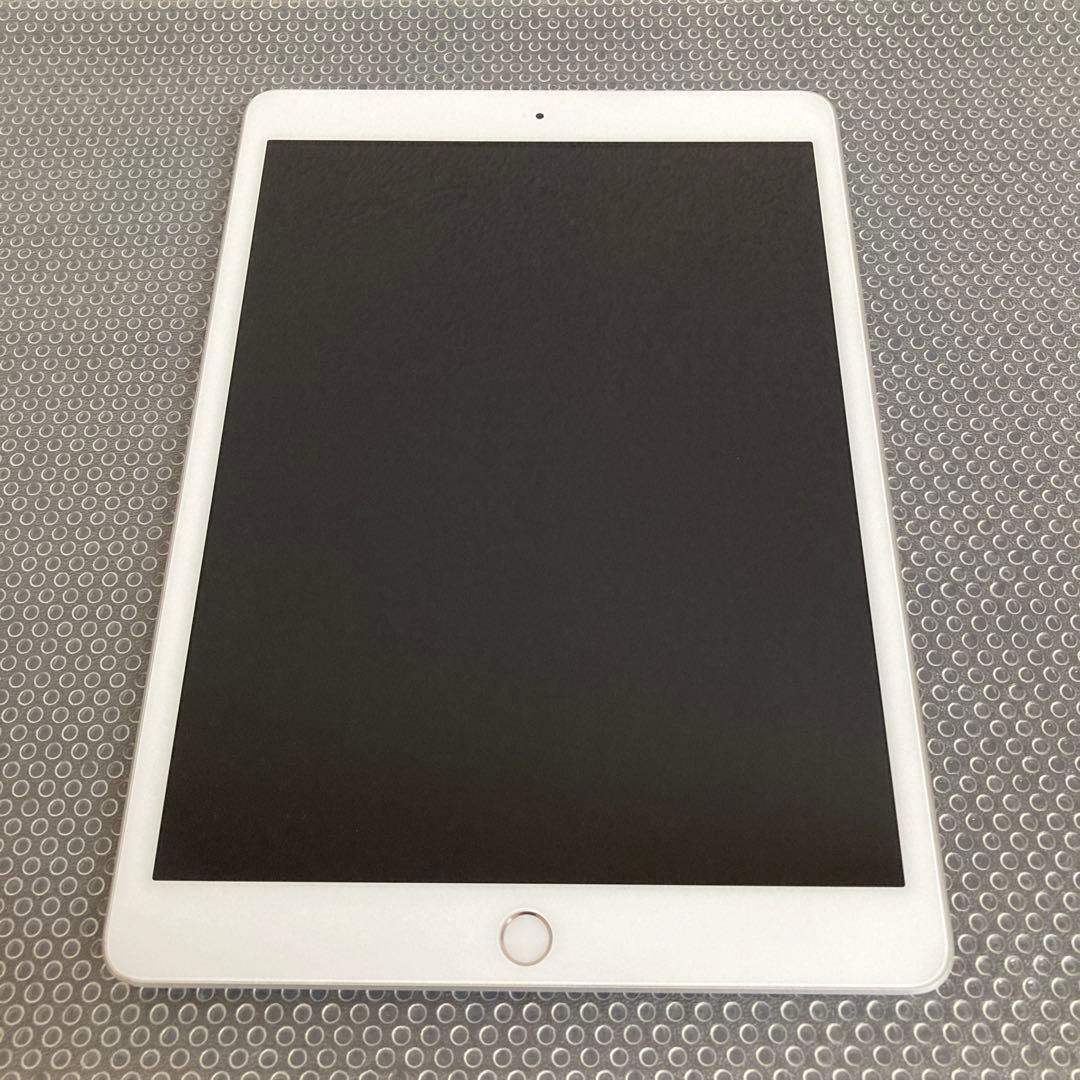 3639【早い者勝ち】電池最良好☆iPad8 第8世代 32GB SIMフリー☆