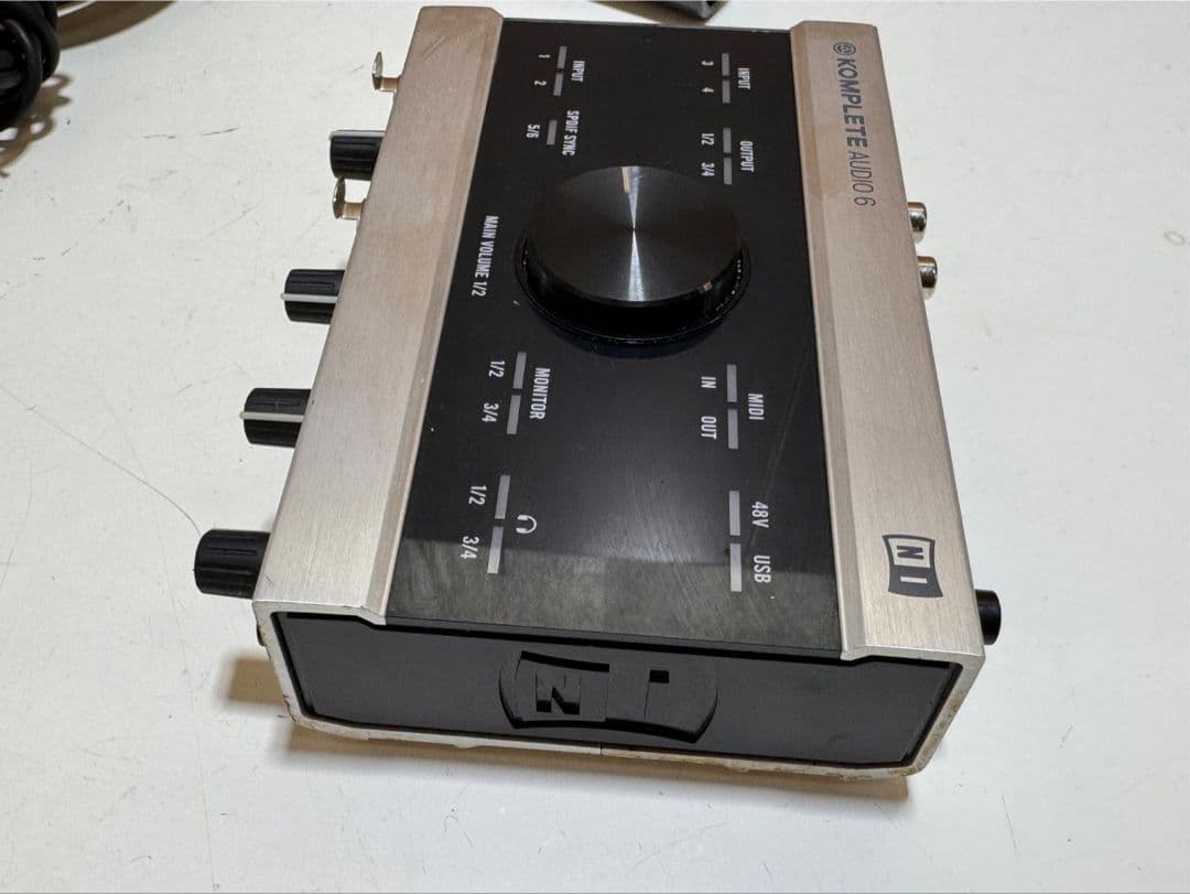 Native KompleteAudio 6 オーディオインターフェイス