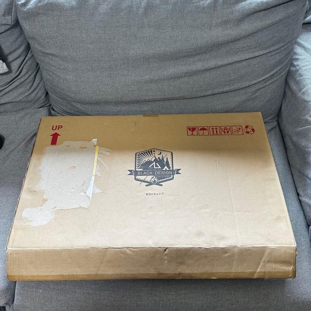 ブラックデザイン　ハレテーブル