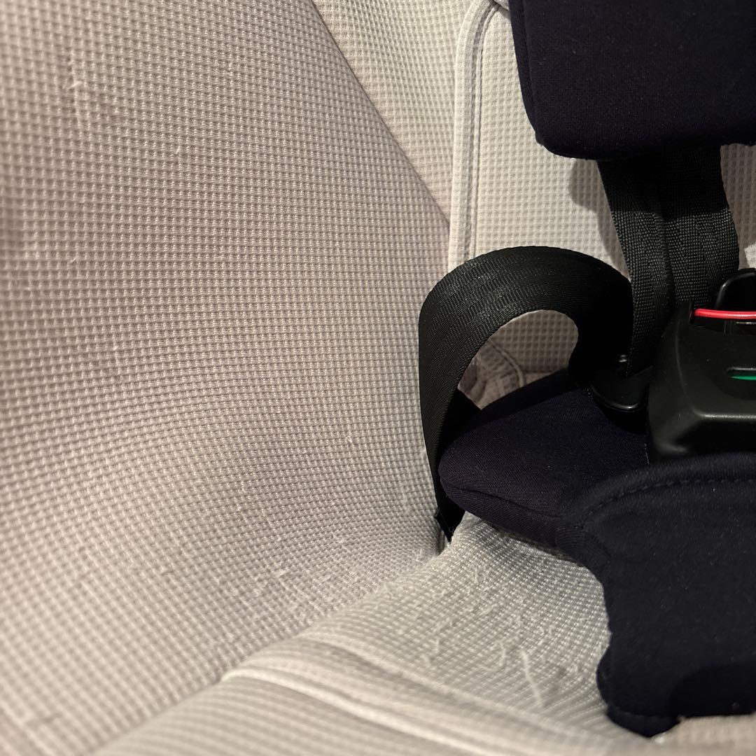 combi クルムーヴ ISOFIX チャイルドシート　ネイビー　取説あり