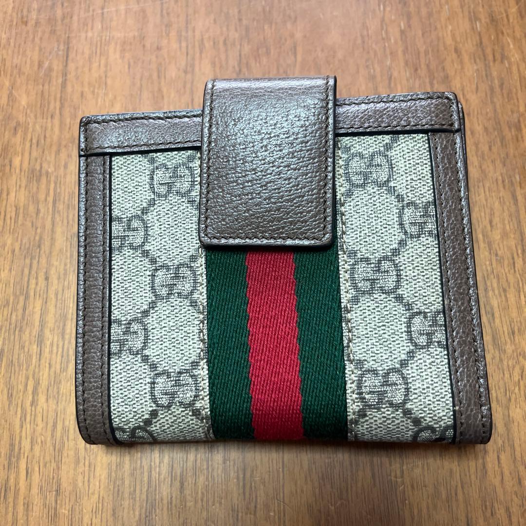 【美品】GUCCI GGロゴ 二つ折り財布