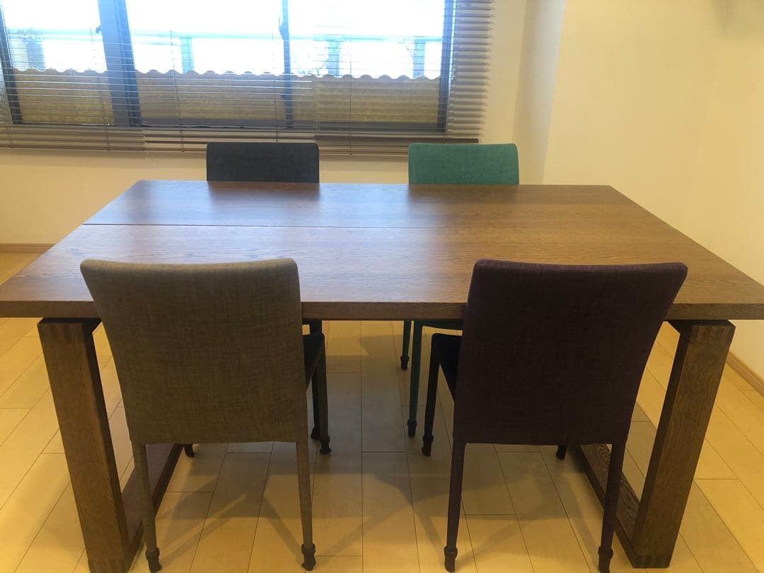 IKEAダイニングテーブル(6月２０日まで)