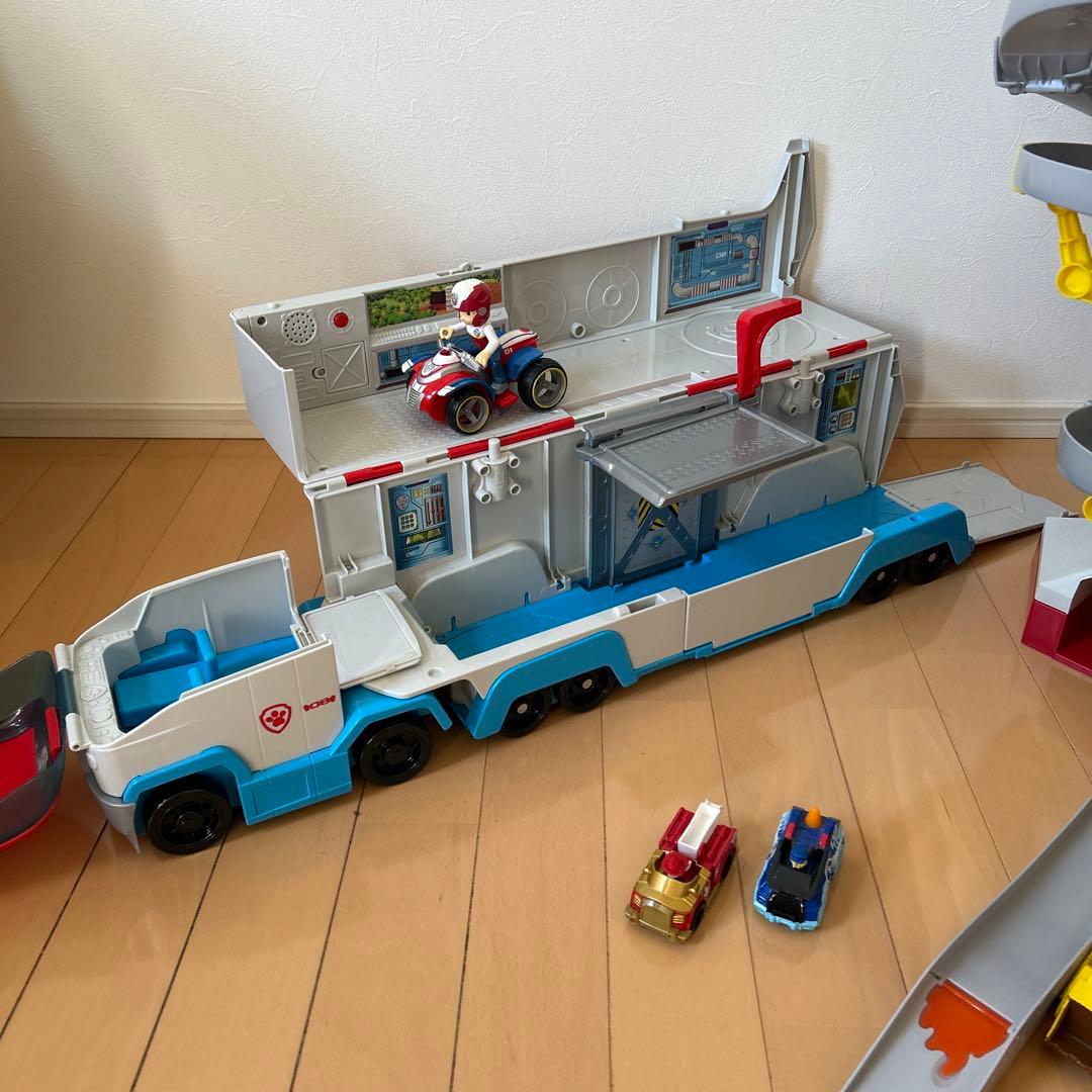 パウパトロール おもちゃセット 車両と基地