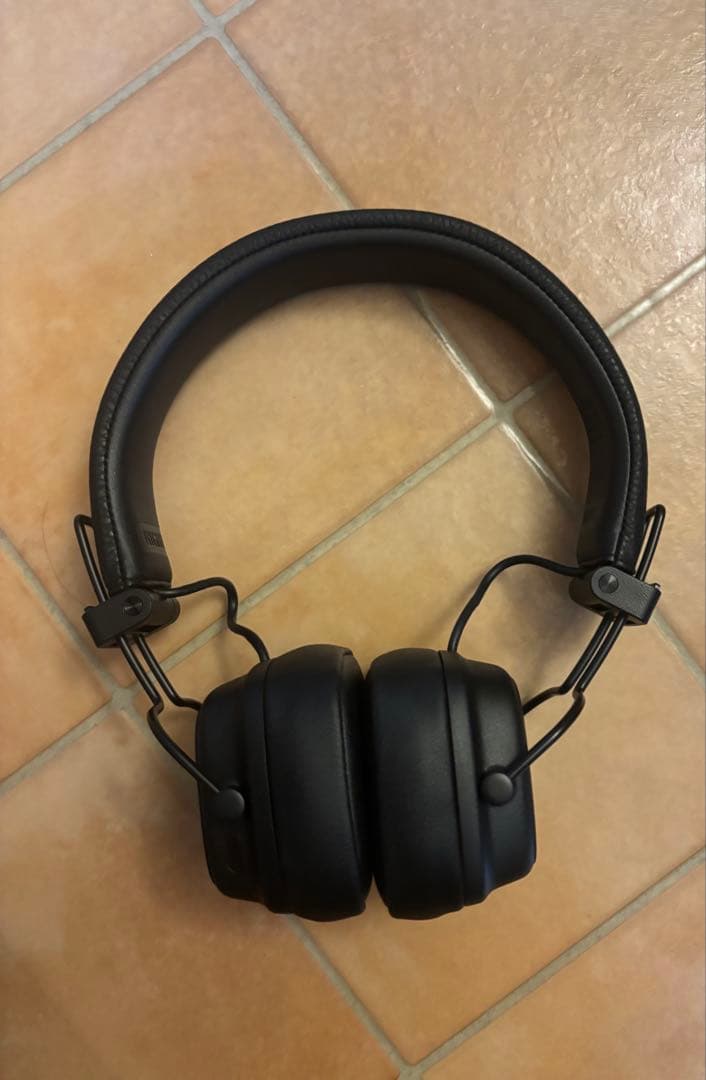 Marshall Vワイヤレスヘッドホン ブラック 正規品 本体