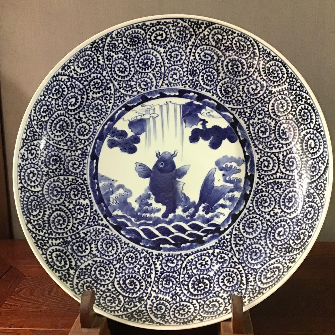 蛸唐草紋、鯉滝登、大皿　45cm 古伊万里