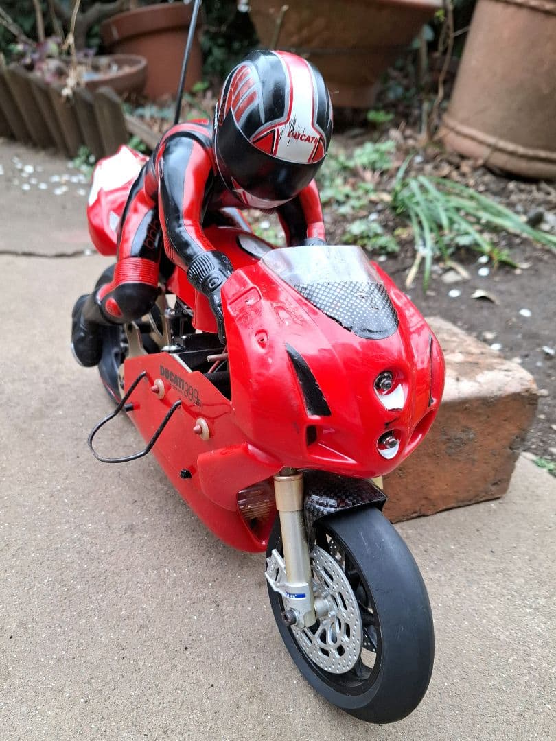 ThunderTiger 1/5 Ducati 999 R/C ラジコンバイク
