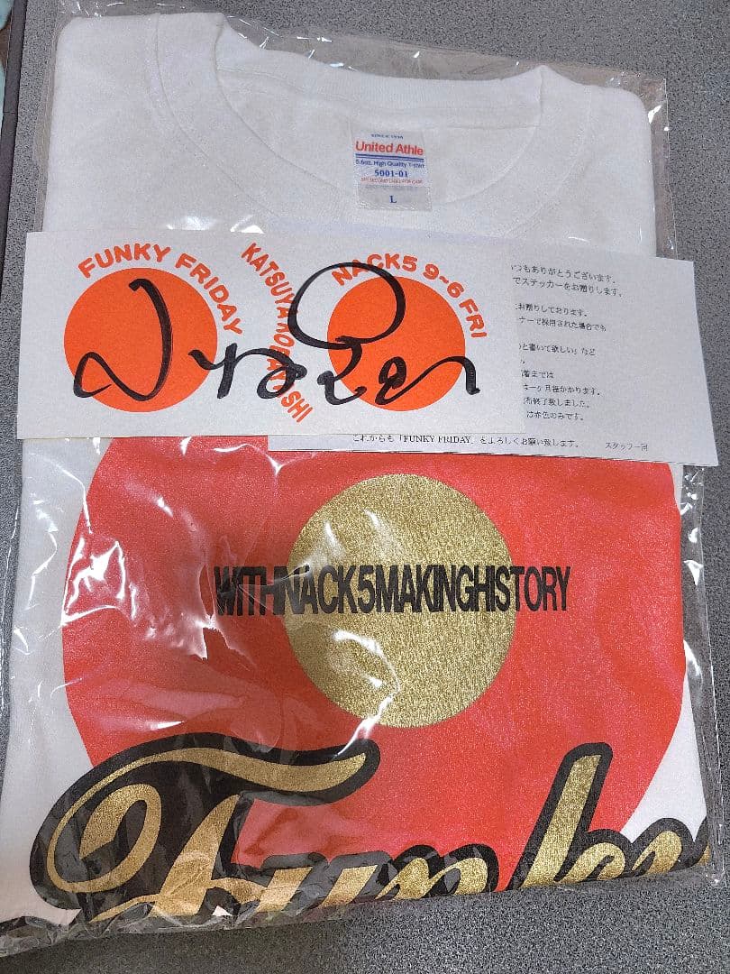 ファンキーフライデーTシャツ＆ステッカー