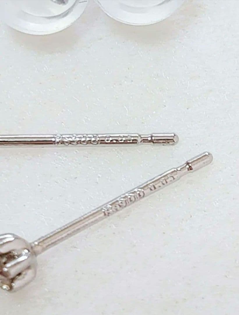 新入荷 未使用品 pt900 天然ブラウンダイヤモンド ピアス