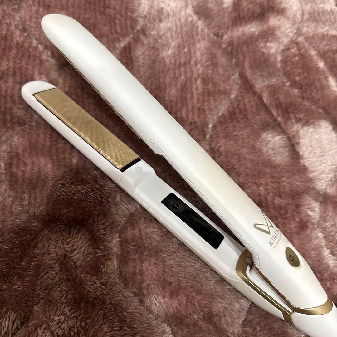 絹女 KINUJO W-worldwide model ホワイト