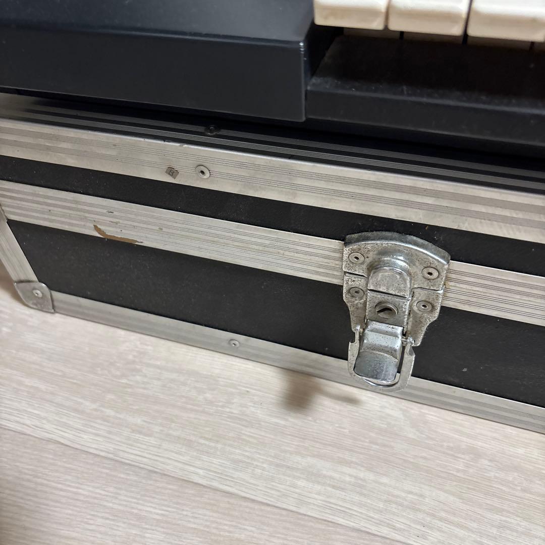 Yamaha SY77 シンセサイザー ケース付き