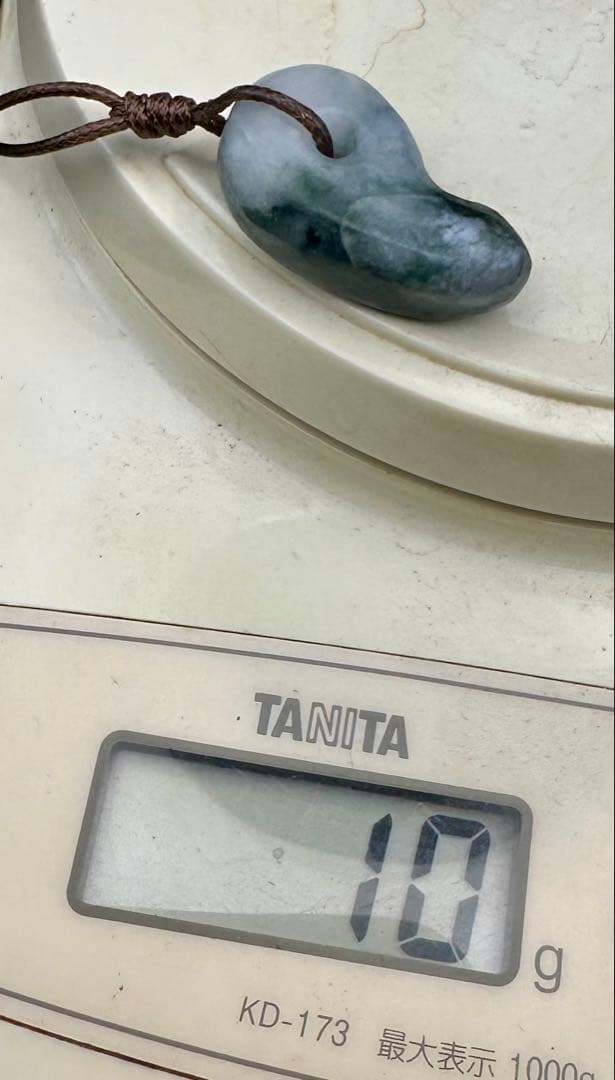 2025.8.15ロウカン翡翠勾玉　糸魚川産最高級ロウカン翡翠