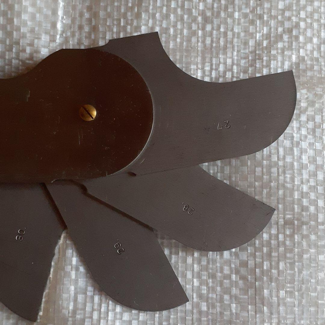 ラジアスゲージ