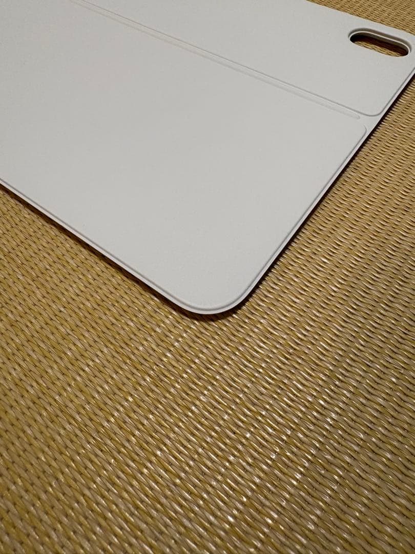iPad 第10世代 Magic Keyboard Folio 新品近い