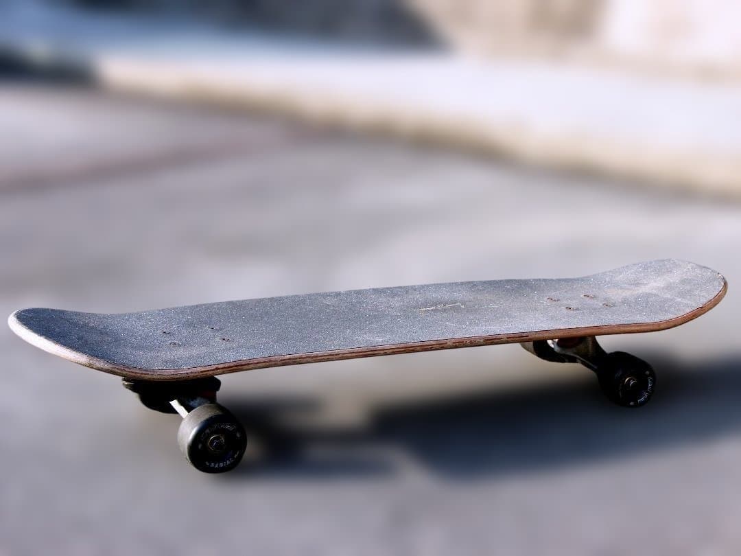 スケートボード Carver カーバー Griffin 35インチ 前スイング