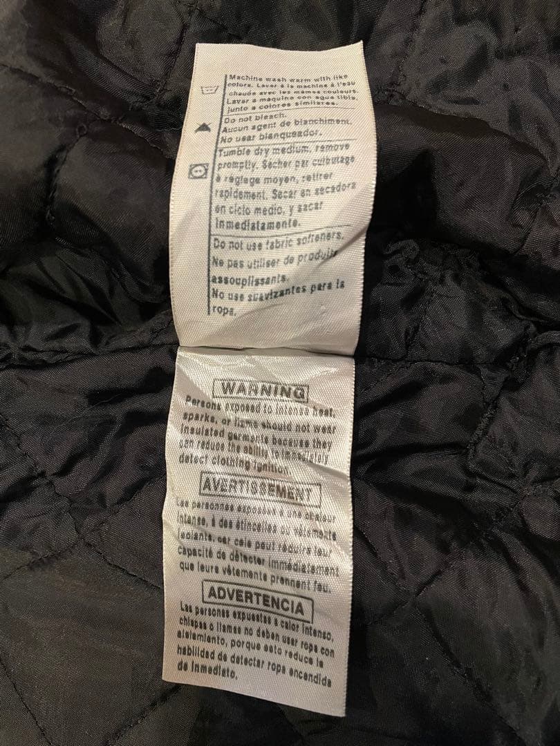 Carhartt ブラックジャケットM