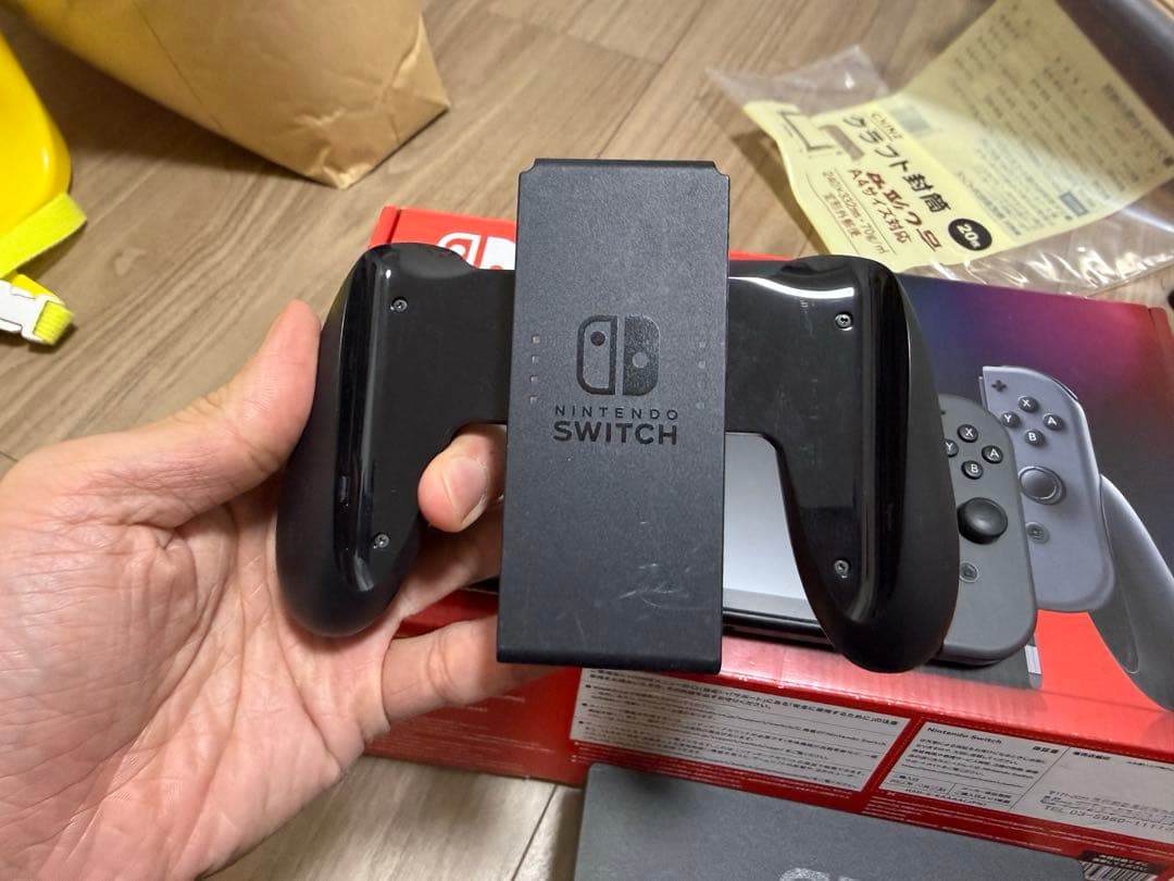 NintendoSwitch 本体 グレー ゲームパッド　microSD128g