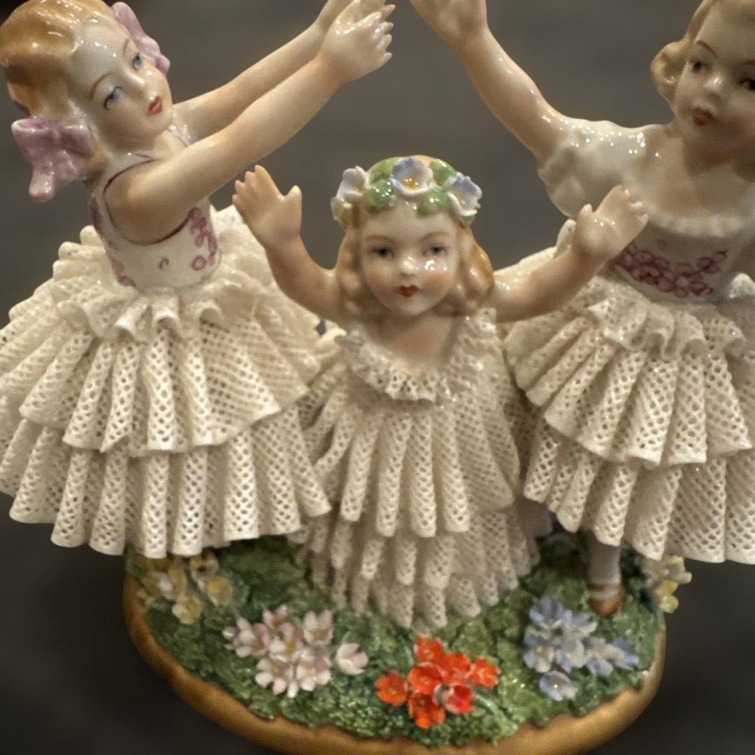 超希少ドイツマイセンドレスデン　ジッツェンドルフお花畑で遊ぶ少女