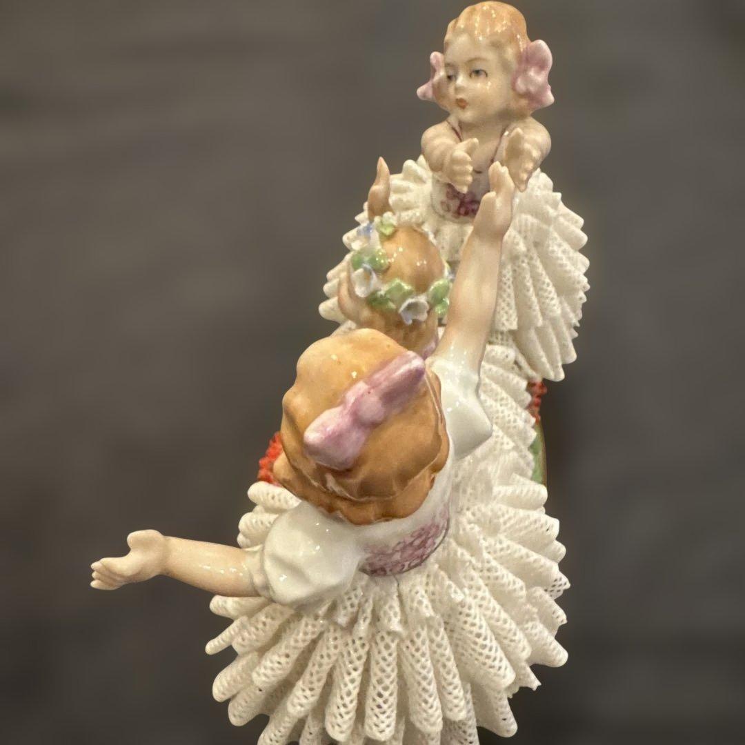 超希少ドイツマイセンドレスデン　ジッツェンドルフお花畑で遊ぶ少女