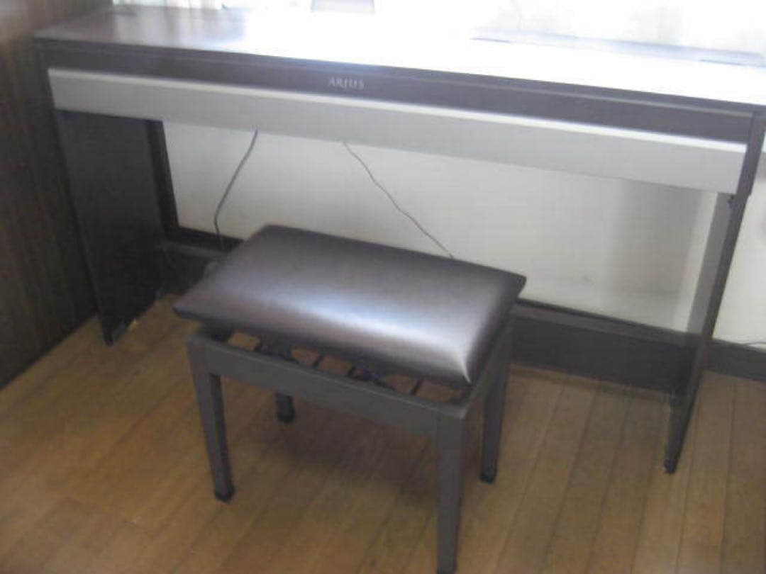 Yamaha 電子ピアノ ダークブラウン 椅子付き　引き取り限定