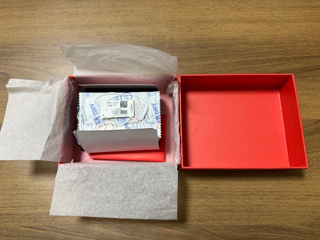 ディーゼル　三つ折り　財布