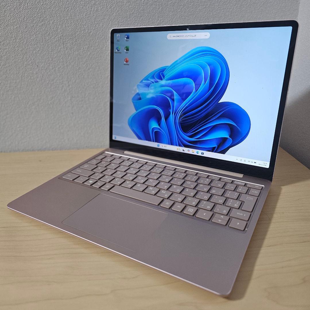 Surface Laptop Go ／10世代 Core i5