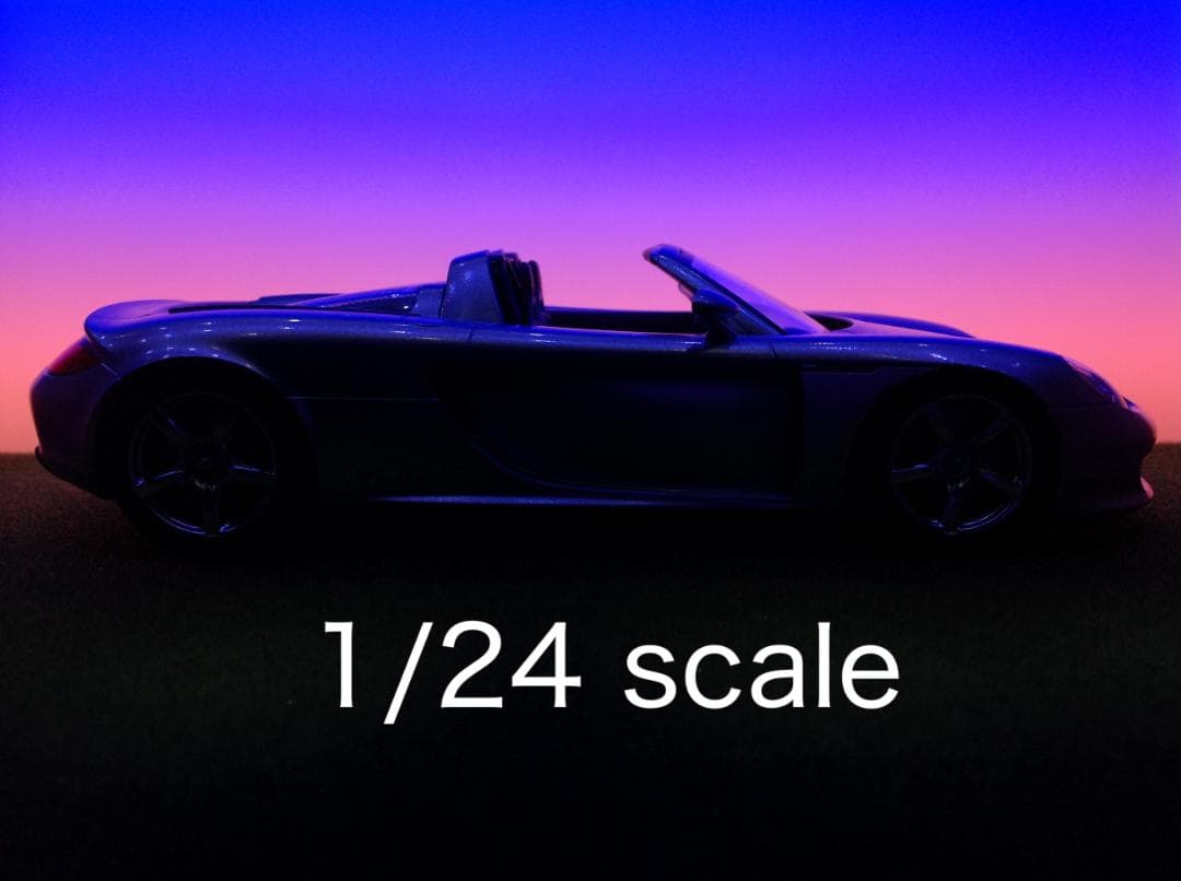 朝→昼→夕→夜　光センサー自動点灯付き ジオラマ ショーケース ミニカー 模型