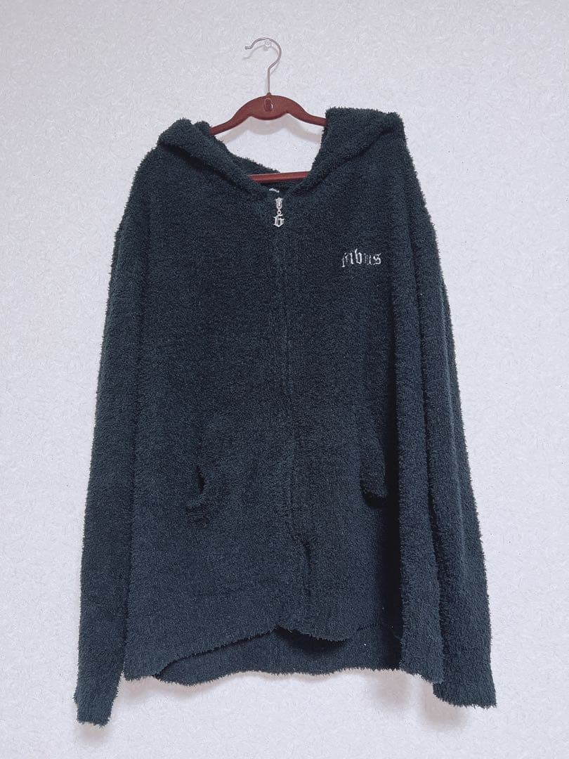 【完売品】GIBOUS FLUFFY LOGO ROOM WEAR SET UP