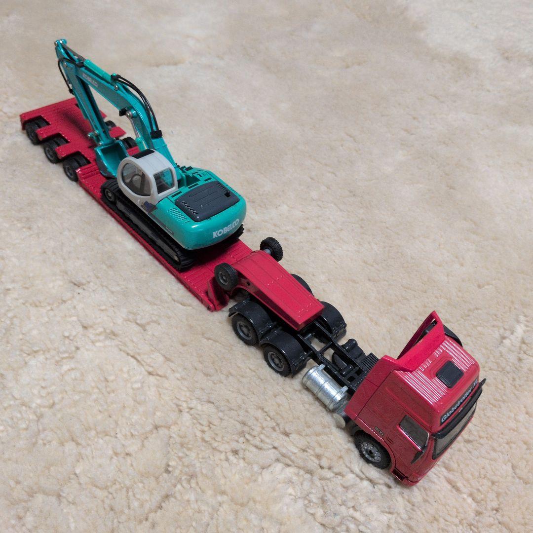 値下げ　ボルボ赤いGlobetrotter XLトレーラー、重機セット　箱なし