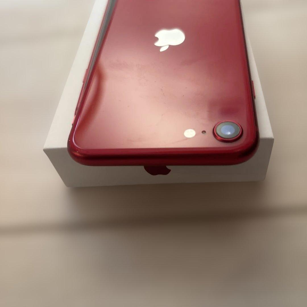 iPhoneSE第二世代（レッド）